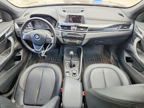 WBXHU7C33H5H38014 2017 BMW X1 - Image 8