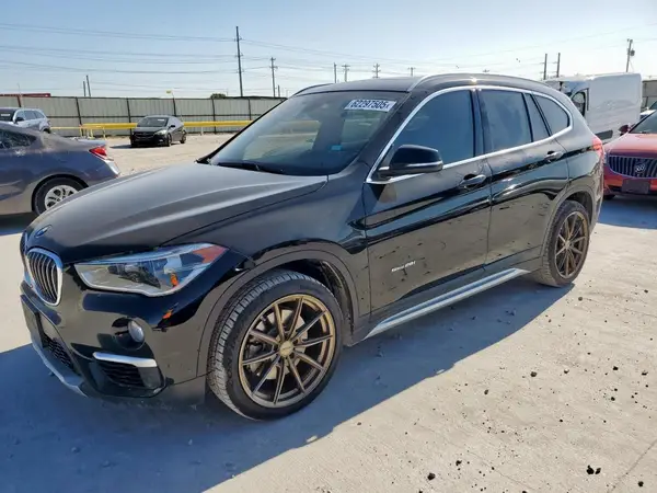 WBXHU7C33H5H38367 2017 BMW X1 - Image 1