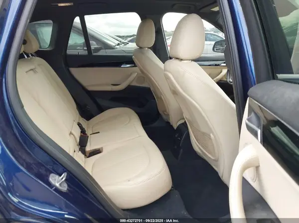 WBXHU7C33HP924959 2017 BMW X1 - Image 8