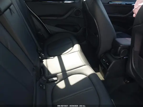 WBXHU7C33J3F04540 2018 BMW X1 - Image 8