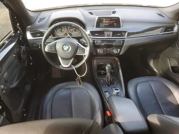WBXHU7C33J5H39220 2018 BMW X1 - Image 8