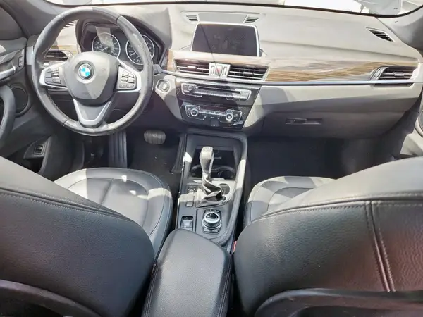 WBXHU7C33J5H40139 2018 BMW X1 - Image 8