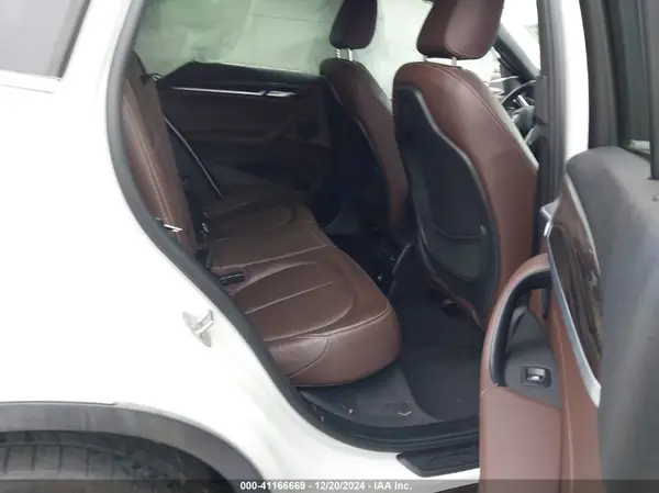 WBXHU7C33J5H41419 2018 BMW X1 - Image 8
