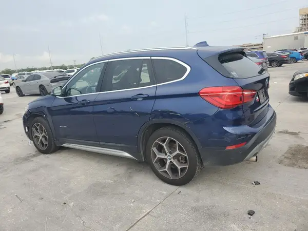WBXHU7C33J5H41632 2018 BMW X1 - Image 2