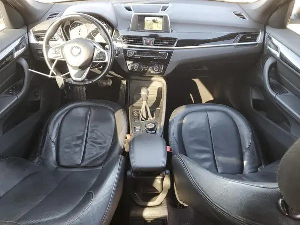 WBXHU7C33J5H44451 2018 BMW X1 - Image 8