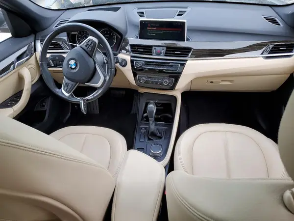 WBXHU7C33J5L05408 2018 BMW X1 - Image 8