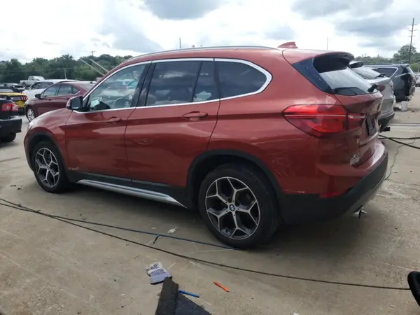 WBXHU7C33J5L08292 2018 BMW X1 - Image 2
