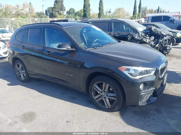 WBXHU7C34HP924808 2017 BMW X1 - Image 1