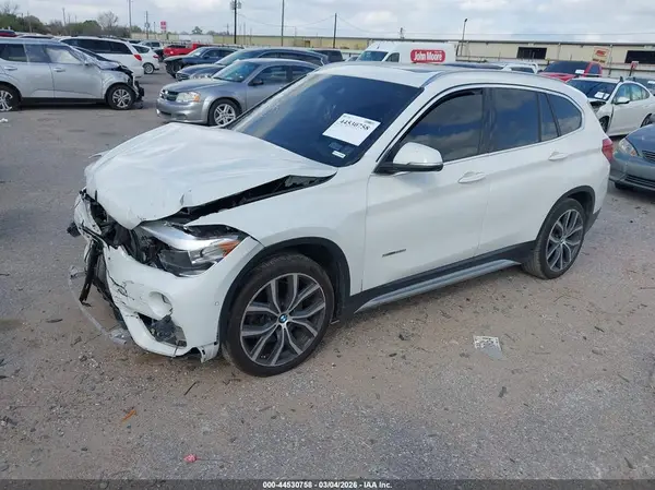 WBXHU7C34HP925456 2017 BMW X1 - Image 2