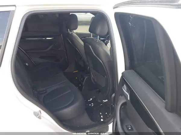 WBXHU7C34HP925456 2017 BMW X1 - Image 8