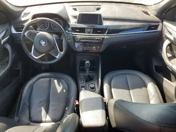 WBXHU7C34J5H40120 2018 BMW X1 - Image 8