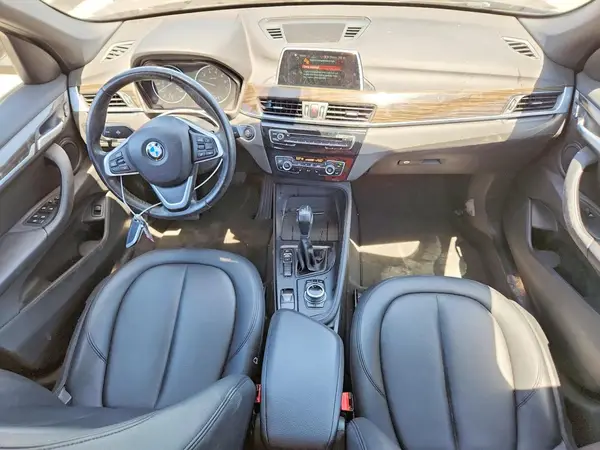 WBXHU7C34J5H40666 2018 BMW X1 - Image 8