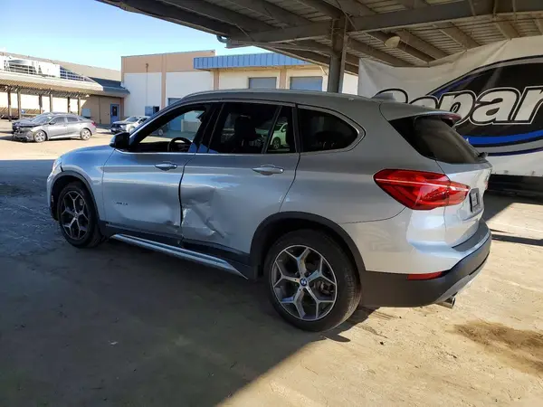 WBXHU7C34J5H41347 2018 BMW X1 - Image 2