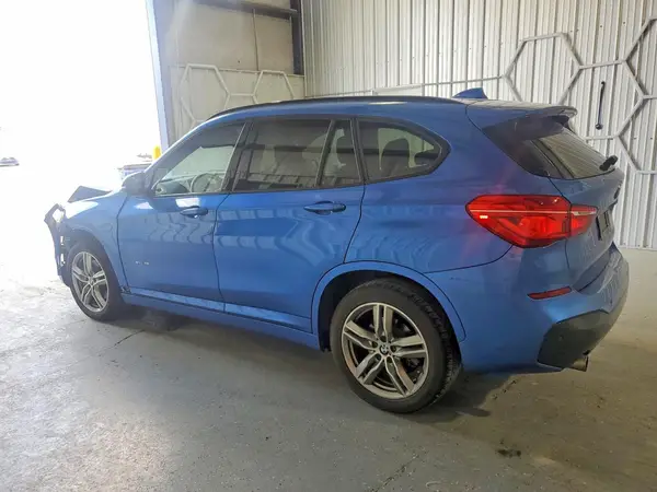 WBXHU7C34J5H41574 2018 BMW X1 - Image 2