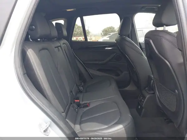 WBXHU7C34J5H41848 2018 BMW X1 - Image 8