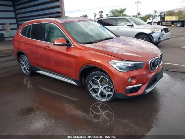 WBXHU7C34J5H41865 2018 BMW X1 - Image 1
