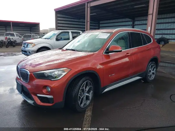 WBXHU7C34J5H41865 2018 BMW X1 - Image 2