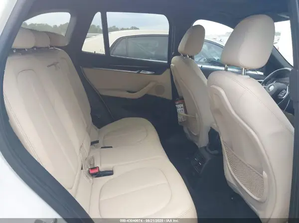 WBXHU7C34J5H42496 2018 BMW X1 - Image 8