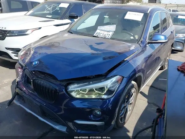 WBXHU7C34J5H42711 2018 BMW X1 - Image 2