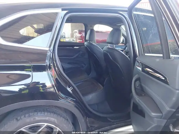 WBXHU7C34J5L06521 2018 BMW X1 - Image 8
