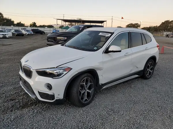 WBXHU7C34J5L09628 2018 BMW X1 - Image 1