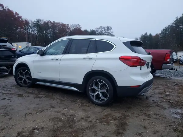 WBXHU7C35H5H33249 2017 BMW X1 - Image 2