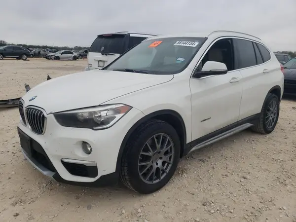 WBXHU7C35H5H36894 2017 BMW X1 - Image 1