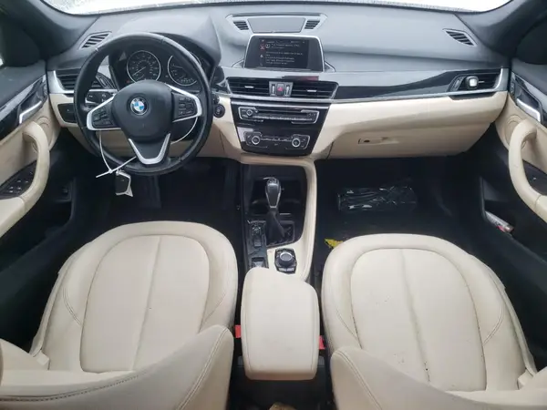 WBXHU7C35H5H36894 2017 BMW X1 - Image 8