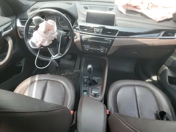 WBXHU7C35H5H37043 2017 BMW X1 - Image 8
