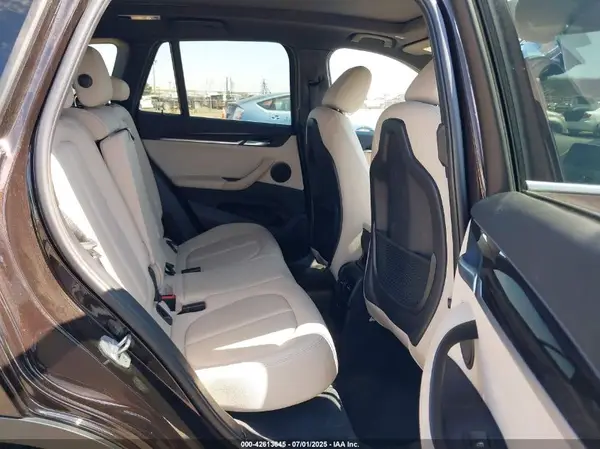 WBXHU7C35J3H43555 2018 BMW X1 - Image 8