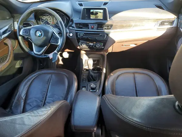 WBXHU7C35J5H39316 2018 BMW X1 - Image 8