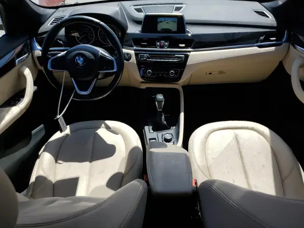 WBXHU7C35J5H44256 2018 BMW X1 - Image 8