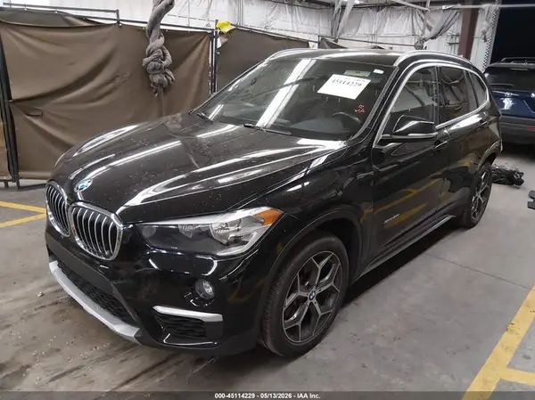 WBXHU7C35J5H45309 2018 BMW X1 - Image 2