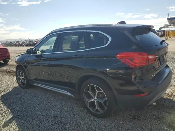 WBXHU7C35J5L05927 2018 BMW X1 - Image 2
