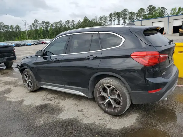 WBXHU7C35J5L06267 2018 BMW X1 - Image 2