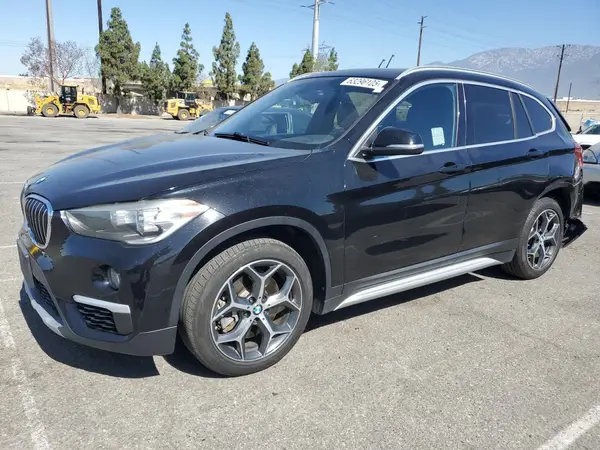 WBXHU7C35J5L06477 2018 BMW X1 - Image 1