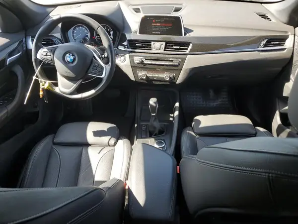 WBXHU7C35J5L06477 2018 BMW X1 - Image 8