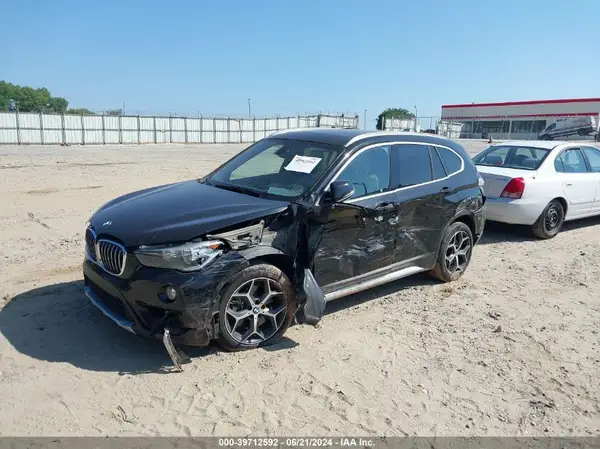 WBXHU7C35J5L07144 2018 BMW X1 - Image 2