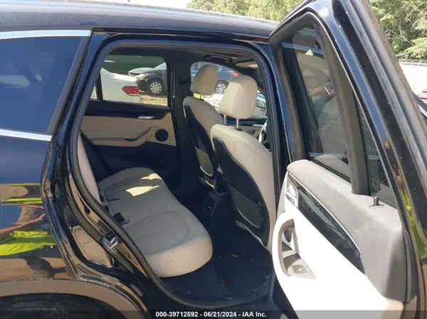 WBXHU7C35J5L07144 2018 BMW X1 - Image 8