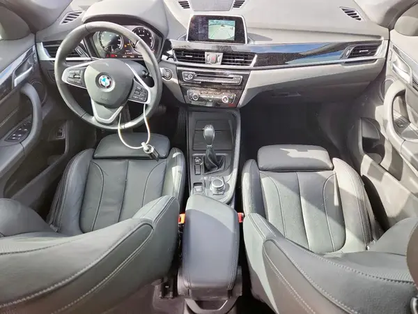 WBXHU7C35J5L07631 2018 BMW X1 - Image 8