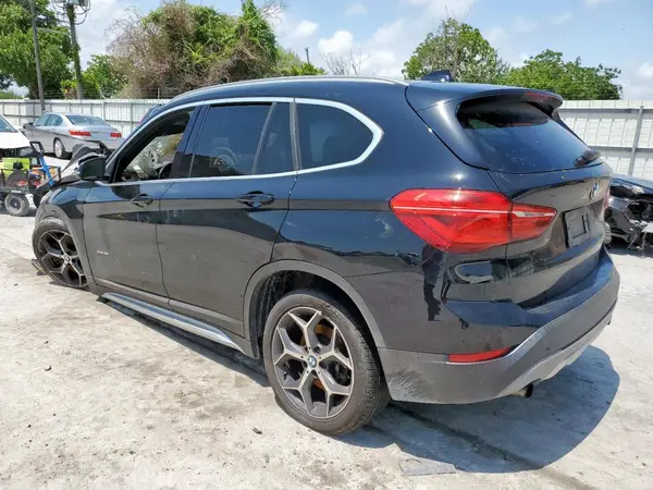 WBXHU7C36H5H32577 2017 BMW X1 - Image 2