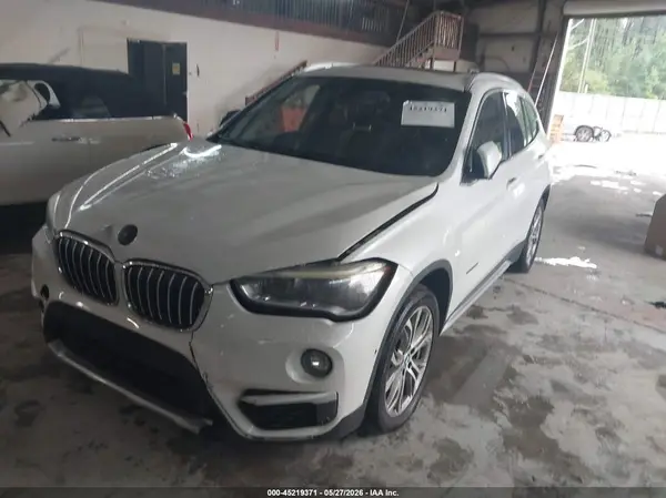 WBXHU7C36H5H32837 2017 BMW X1 - Image 2