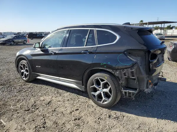 WBXHU7C36H5H33132 2017 BMW X1 - Image 2