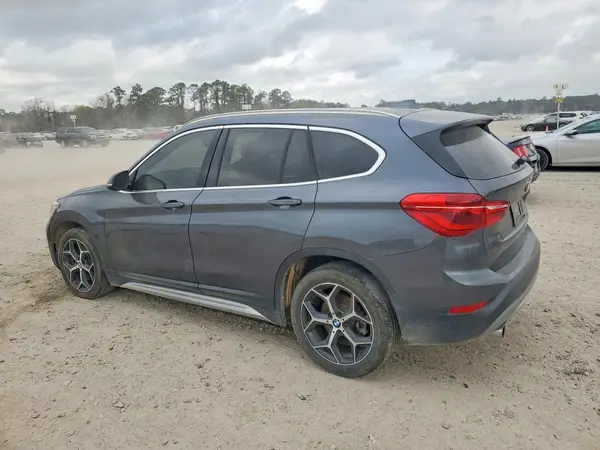 WBXHU7C36H5H35768 2017 BMW X1 - Image 2
