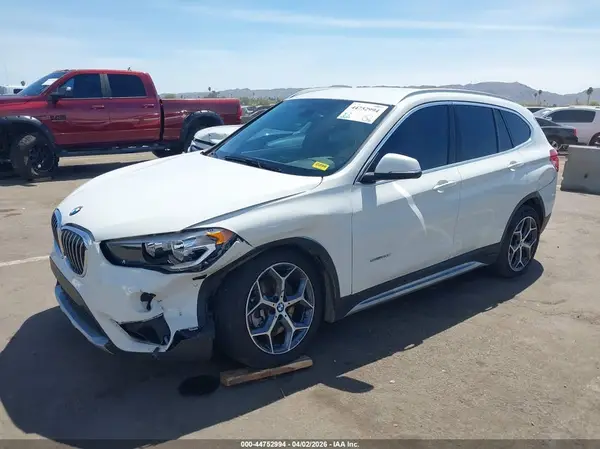 WBXHU7C36H5H38587 2017 BMW X1 - Image 2