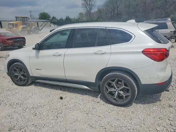 WBXHU7C36H5H38704 2017 BMW X1 - Image 2