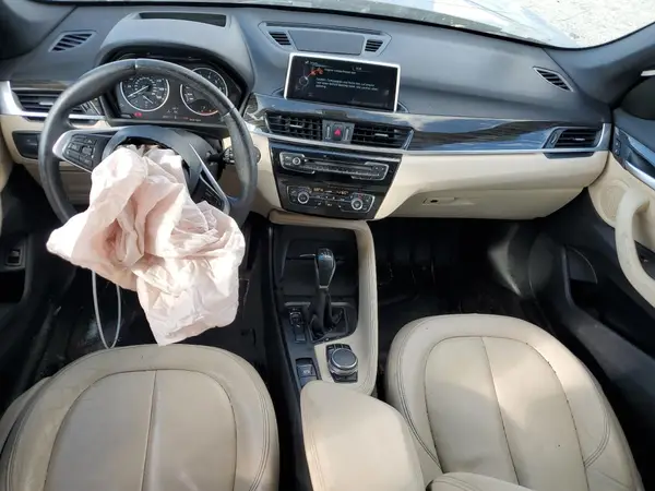 WBXHU7C36HP924891 2017 BMW X1 - Image 8