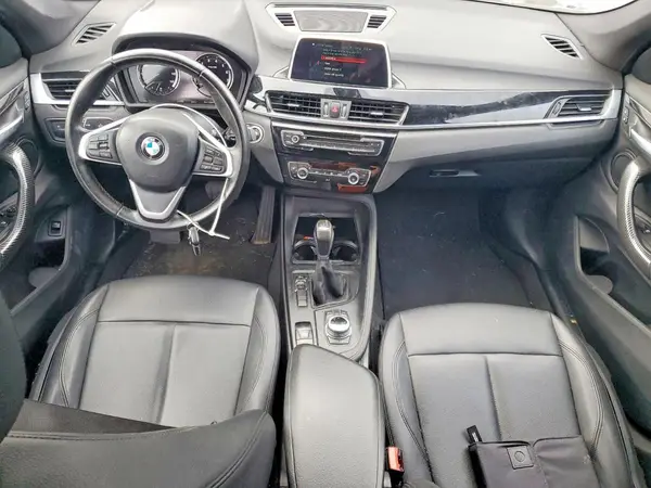 WBXHU7C36J3H43788 2018 BMW X1 - Image 8