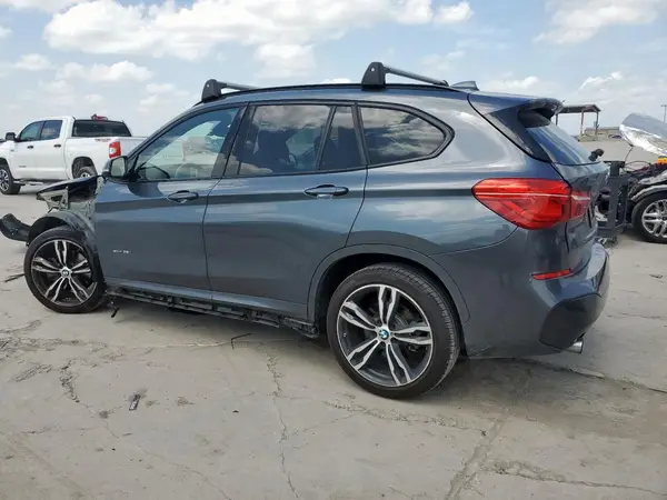 WBXHU7C36J5H38899 2018 BMW X1 - Image 2