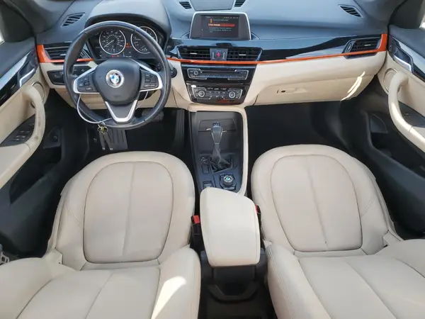 WBXHU7C36J5H40278 2018 BMW X1 - Image 8